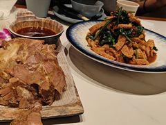 -老周家酱卤猪蹄私房菜(克拉玛依西街店)