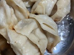 -黄阿姨锅贴大王(万航渡路店)