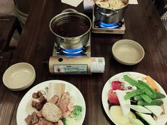 -香园自助小火锅