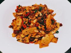 -湘潭九龙鱼头店(城南西路店)