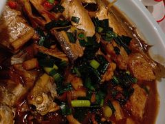红烧杂鱼-小厨师·二十年沈家门小海鲜(百井坊巷店)