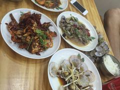 -老码头海鲜烧烤炒菜(广西路店)