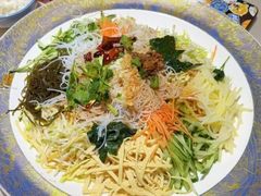 -老码头黑皮肘子锅包肉(赣水路店)