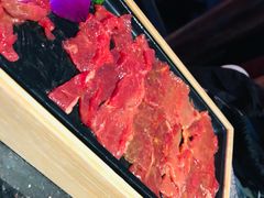 招牌手切牛肉-渝利重庆火锅