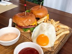 迷你汉堡配煎蛋薯条-Magnet磁食(同德店)