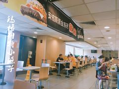 门面-麦当劳(军博店)