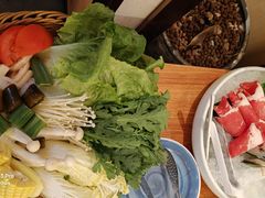 -樾餐厅泰式海鲜火锅(民歌湖店)