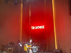 -TZ House音乐现场(来福士中心店)