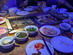-蒙肥羊·酸汤潮牛·鲜牛肉火锅烤肉自助(岗顶店)