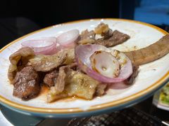 -明洞阿姨·韩式酱蟹烤肉·创意料理(三元桥店)