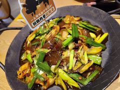 苕皮土猪回锅肉-川堂风·跷脚牛肉·乐山爆炒(宝山日月光店)