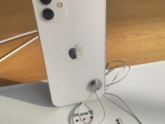 -Apple零售店(华贸购物中心店)