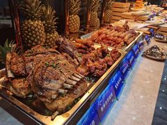 -锤头鲨毛肚海鲜烤肉自助餐厅(国购广场店)