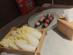 -尚尚仙·酸汤猪手·猪肚鸡火锅(华联万柳购物中心店)