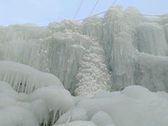 -大平台龙居瀑布旅游区