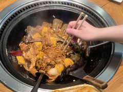-东北人家铁锅炖(水岸帝景店)