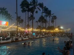 -FINNS Beach Club