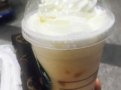 -星巴克臻选(莘庄仲盛店)