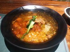 -八月美食小馆(银泰城总店)