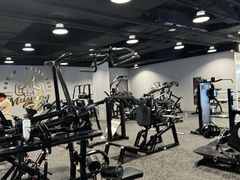 -TMG潮流健身(奥体莲荷里店)