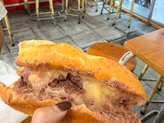 -Bánh Mì Huynh Hoa