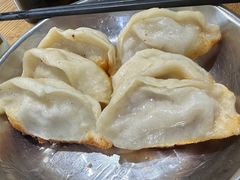 -黄阿姨锅贴大王(万航渡路店)