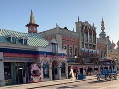 -泰达航母主题公园