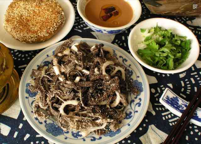 爆肚王(公园街店)-"住在附近搜索晚饭吃啥,这家评价不错.但其.