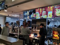 -麦当劳(田林好又多店)