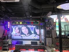 -马路牙子烧烤音乐酒馆(望京店)