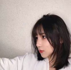 -时尚殿堂明星门店