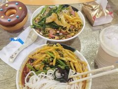 -吉庆桂林米粉·柳州螺蛳粉(港汇广场店)