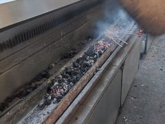 -烤肉小伙烤肉店