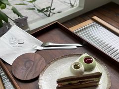 巧克力开心果树莓-茉芙甜品屋(黄龙店)