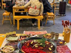 -渝嘴小老弟老火锅(华新村店)