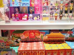 -泡泡玛特POPMART(国金街店)