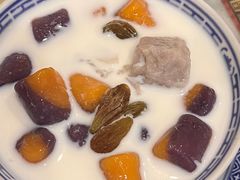 -广信牛奶甜品世家(台东店)