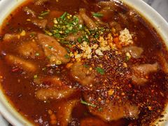 水煮牛肉-京味斋·北京烤鸭(华威桥北工大店)
