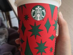 -星巴克(上海虹桥新天地二店)