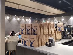 -瑞幸咖啡(新世界中心店)