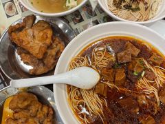 辣酱面-鲜得来排骨年糕(云南南路店)