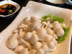 -大匠工房古船木艺术餐厅·猪肚鸡专门店(长白仙岛店)