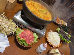 -黔有有贵州酸汤夺夺粉火锅(五味十字店)