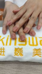 -进巍美甲美睫店