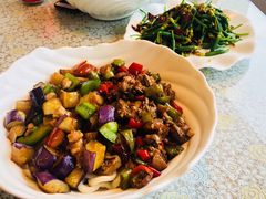 茄子肉丁小公鸡双拼拌面-文三里屯面馆(三里屯店)