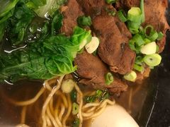 -尊品原汁牛肉面