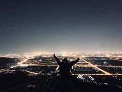 -鬼笑石后山停车场