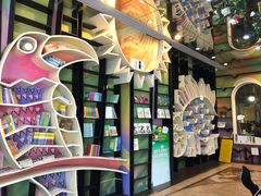 -钟书阁(松江泰晤士小镇店)