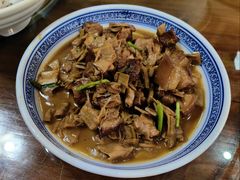 -芦茨金富饭庄·25年老字号·专做稻草鸡