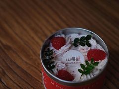 -山与蓝·轻糖鲜果蛋糕(勒泰店)